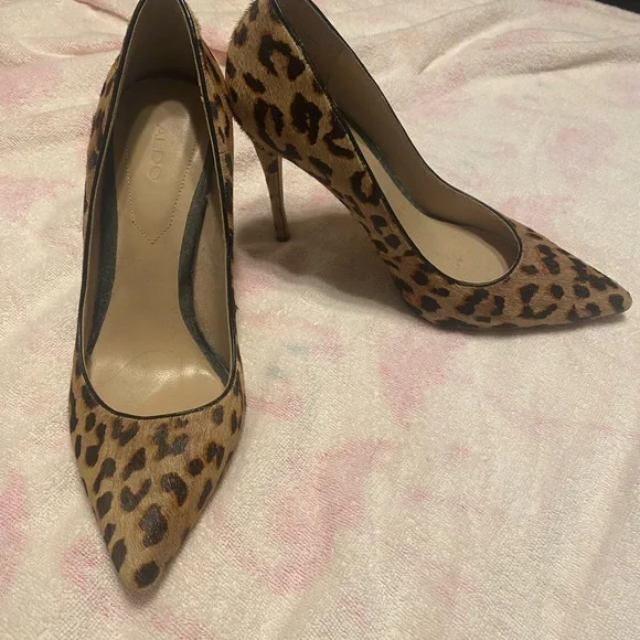Aldo Leopard Print Pony Fur Heels - Picture 3 of 4